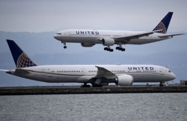 United Airlines voli cancellati su Palermo, Roma, Napoli e Venezia