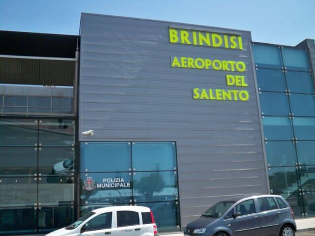 Aeroporto di Brindisi facciata
