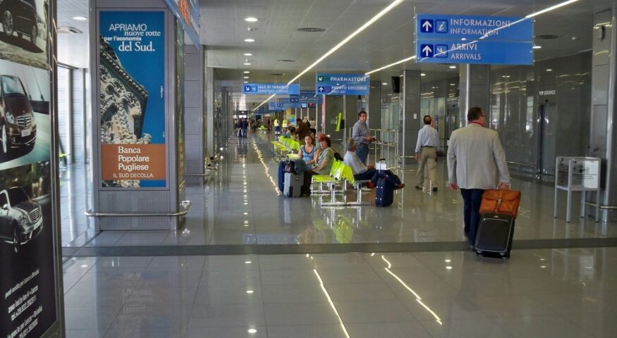 aeroporto di Brindisi interno