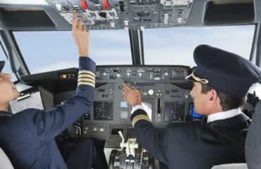 Ecco come i piloti recuperano tempo, quando il volo è in ritardo