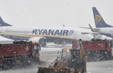 Aeroporto di Alghero: aereo costretto a partire con 2 ore di ritardo causa maltempo